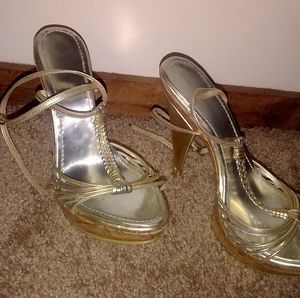 Women heels, size 7m, Gold/silver